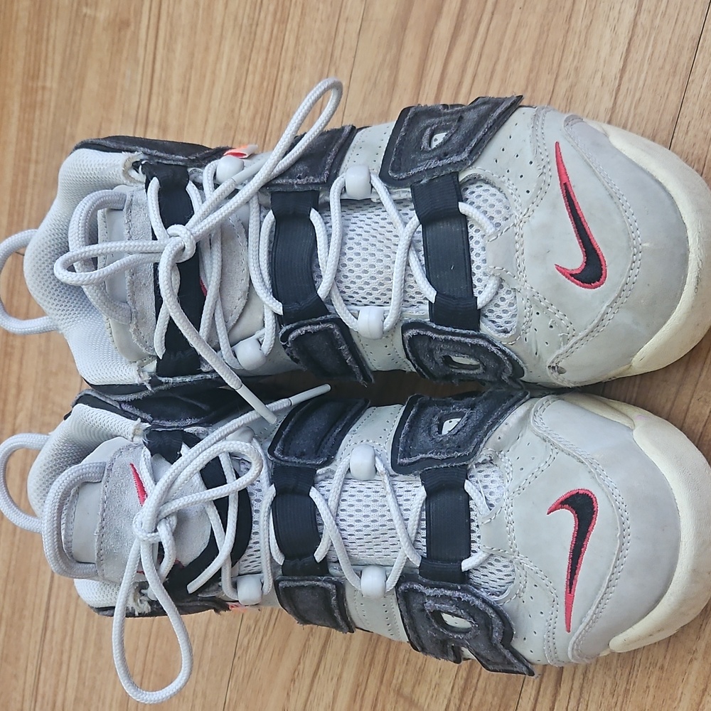 Men's Nike Basketball Shoes Size 7 - Picture 2 of 7